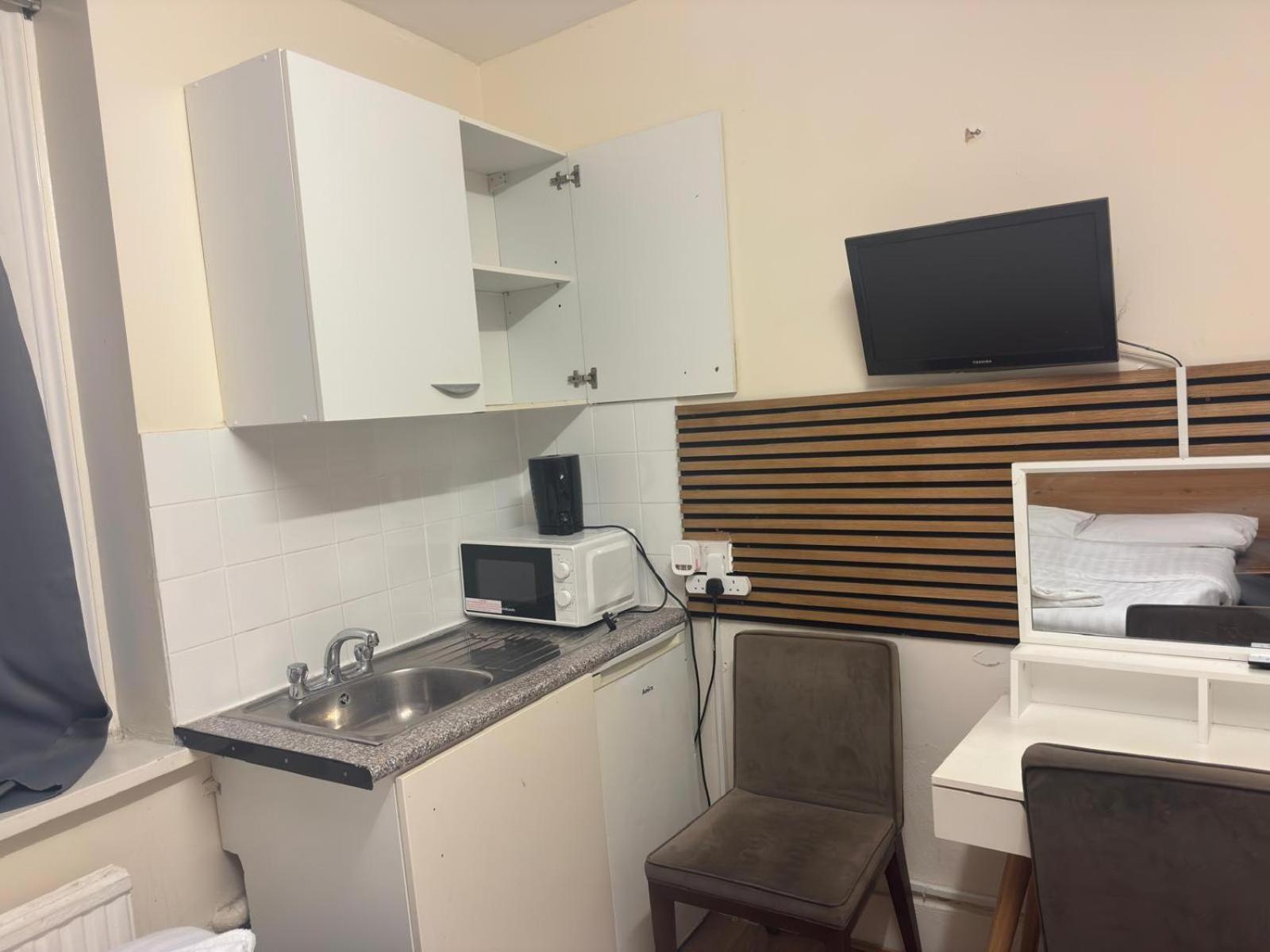 Hotel Anwar House Londra Esterno foto